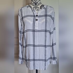 Jane Delancey size M long sleeve shirt